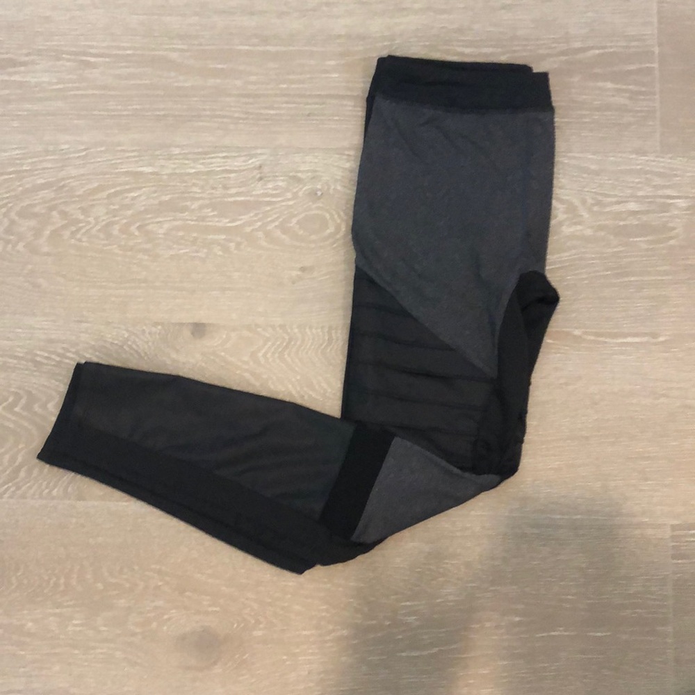 Forever 21 Moto leggings